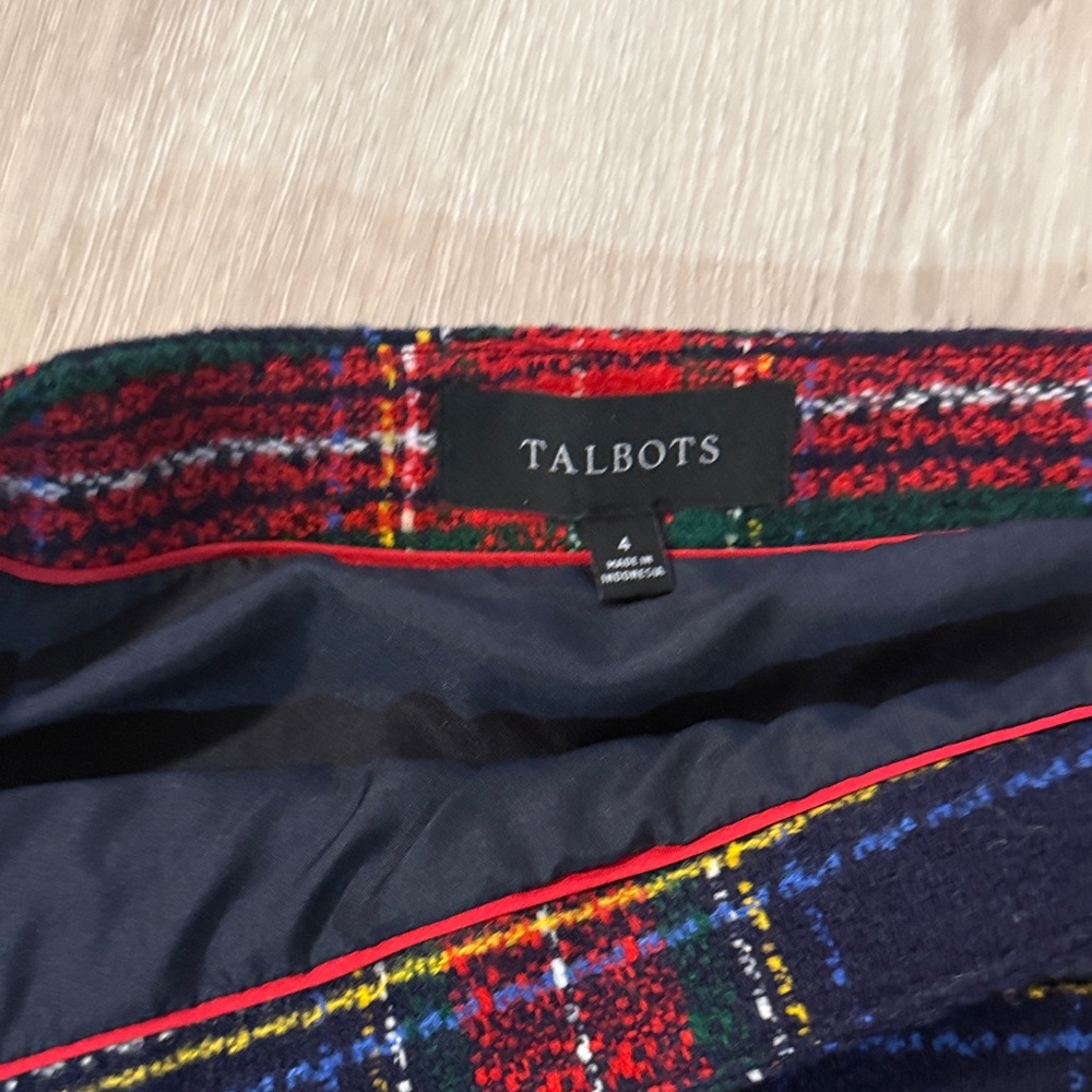 Talbots Plaid Mini‎ Skirt - Picture 3 of 6